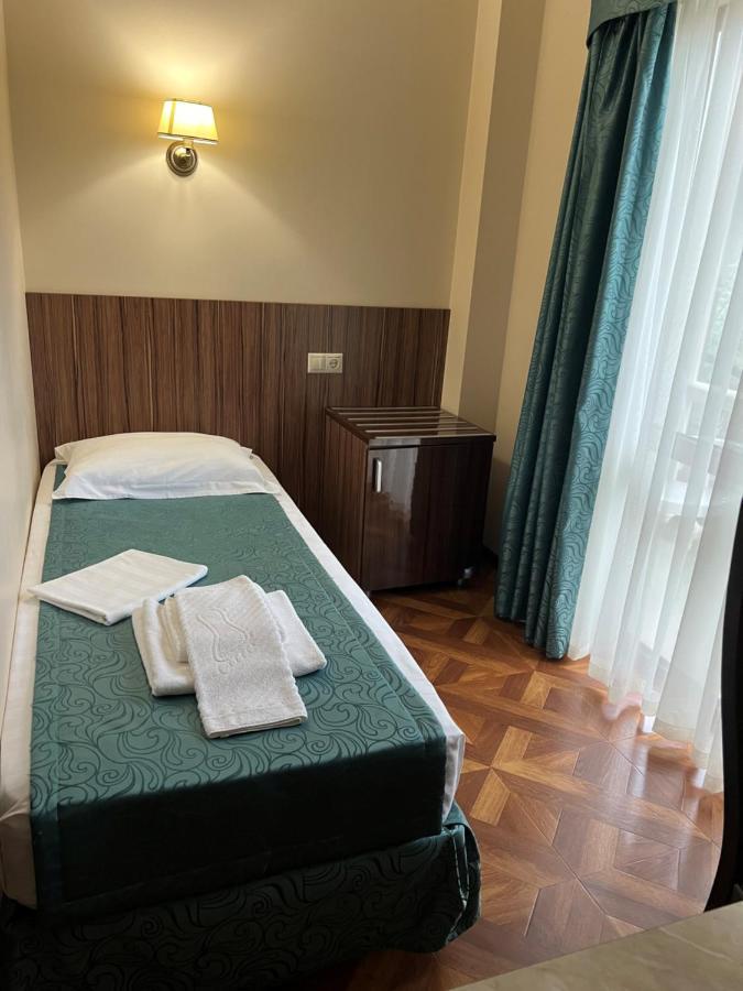 Guest House Ritsa ガグラ エクステリア 写真