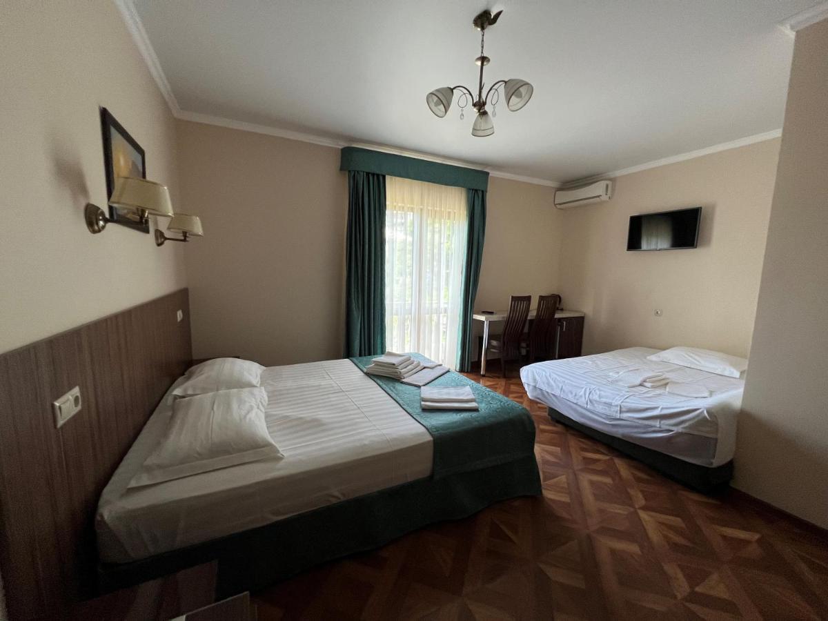 Guest House Ritsa ガグラ エクステリア 写真